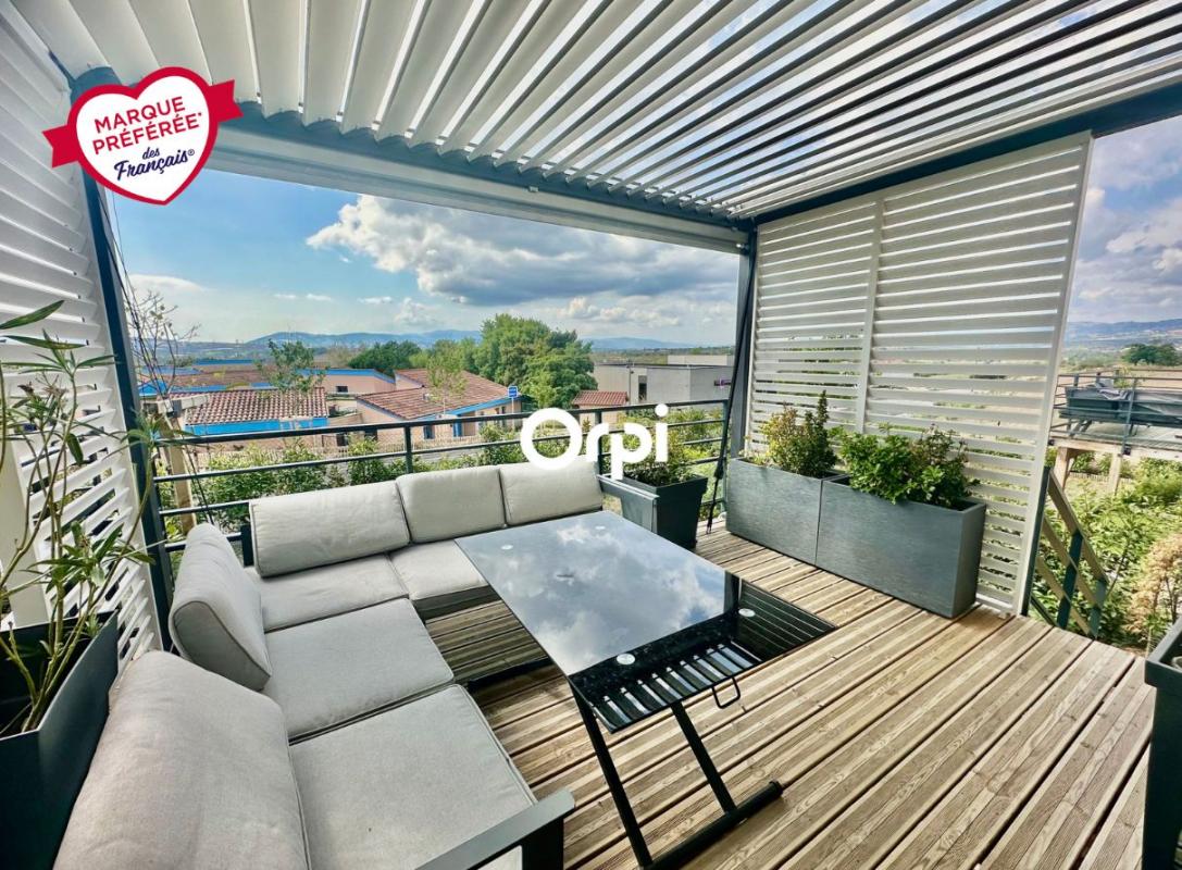 3 bedrooms House in Rhone, France No. 330982