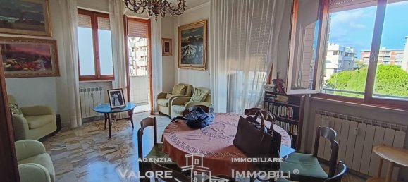 5 bedrooms Apartment in Livorno, Italy No. 317212 2