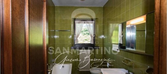 3 bedrooms Villa in Barasso, Italy No. 354848 36