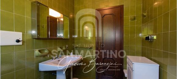 3 bedrooms Villa in Barasso, Italy No. 354848 37