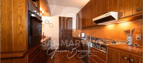 3 bedrooms Villa in Barasso, Italy No. 354848 21