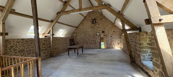 Дом с 5 спальнями в Майен, Франция № 357976 2