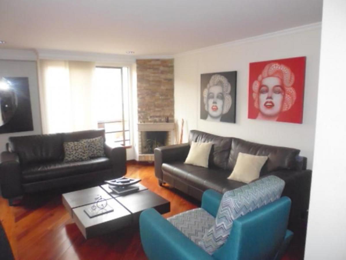 3 bedrooms House in Bogota, Colombia No. 10580