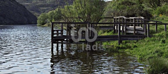 Земельный участок 762м² в Леон, Испания № 179230 10