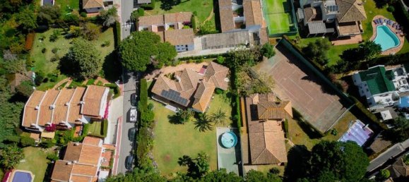 4 bedrooms Villa in Marbella, Spain No. 177902 2