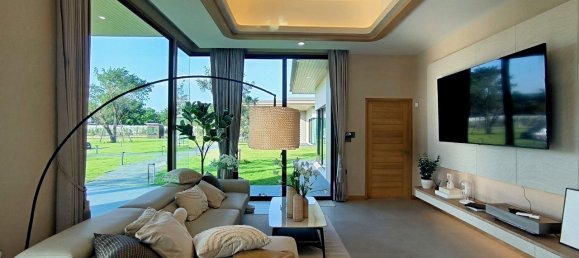 3 bedrooms Cafe / restaurant in Bang Lamung, Thailand No. 25219 7