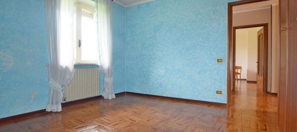 4 rooms Apartment in Villanova Mondovì, Italy No. 37733 11