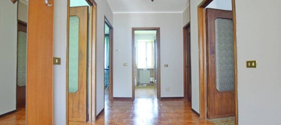 4 rooms Apartment in Villanova Mondovì, Italy No. 37733 9