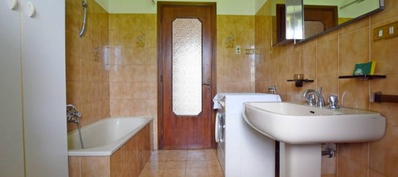 4 rooms Apartment in Villanova Mondovì, Italy No. 37733 20