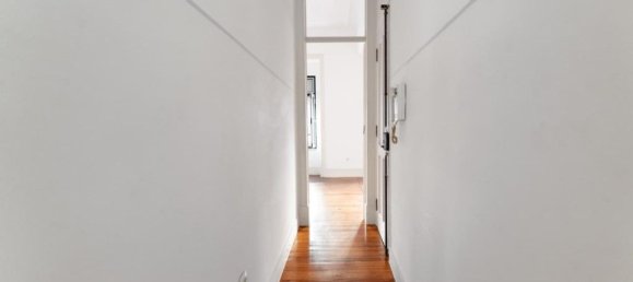 2 bedrooms Apartment in Lisbon, Portugal No. 115705 7