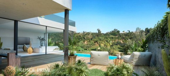 3 bedrooms Villa in Estepona, Spain No. 1382 9