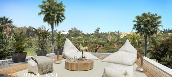 3 bedrooms Villa in Estepona, Spain No. 1382 7