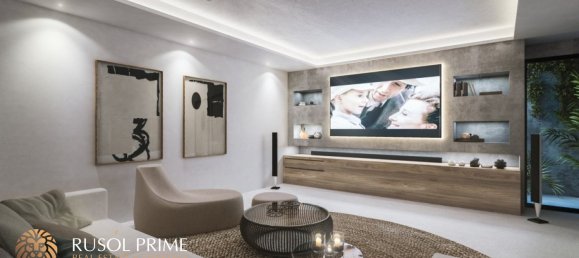 3 bedrooms Villa in Estepona, Spain No. 1382 5