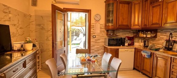 6 bedrooms House in Legnago, Italy No. 377061 19