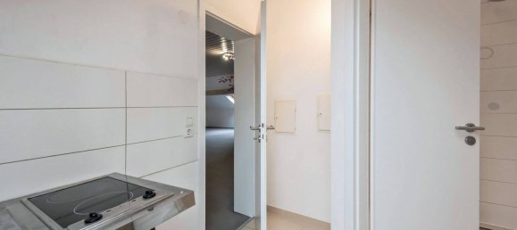 Таунхаус с 4 спальнями в Reutlingen, Германия № 337111 23