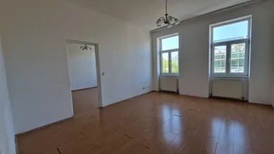 2 rooms Apartment in Favoriten, Austria No. 180641