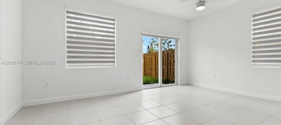 3 dormitorios dúplex en venta en Miami, Miami-Dade, Florida, USA № 615229 21