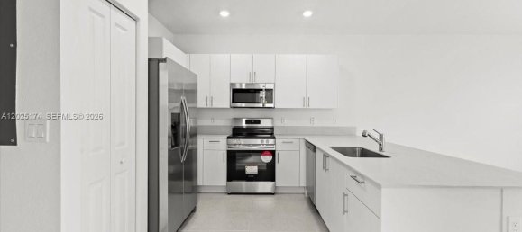 3 dormitorios dúplex en venta en Miami, Miami-Dade, Florida, USA № 615229 25