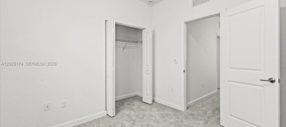 3 dormitorios dúplex en venta en Miami, Miami-Dade, Florida, USA № 615229 3