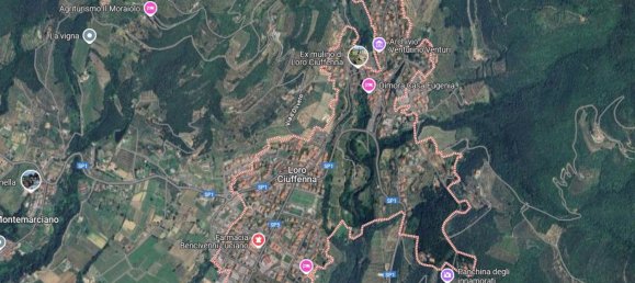 5 rooms Apartment in Terranuova Bracciolini, Italy No. 283051 2