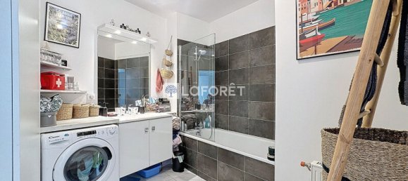 3 bedrooms Apartment in Saint-Cyr-l'Ecole, France No. 135862 9