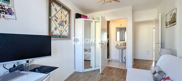 3 bedrooms Apartment in Saint-Cyr-l'Ecole, France No. 135862 11