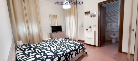 1 bedroom Apartment in Parma, Italy No. 22320 4