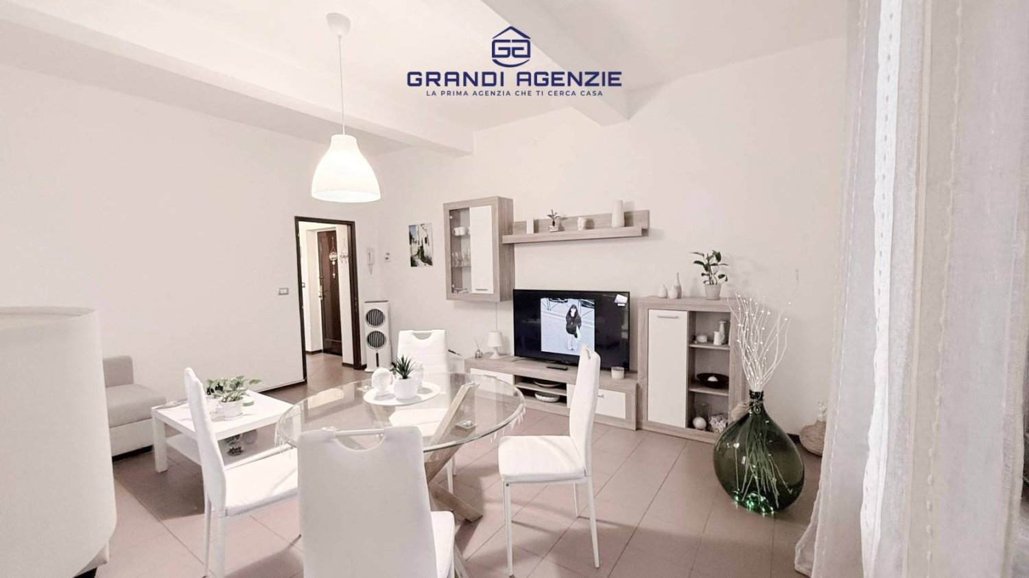 1 bedroom Apartment in Parma, Italy No. 22320
