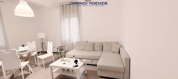 1 bedroom Apartment in Parma, Italy No. 22320 2