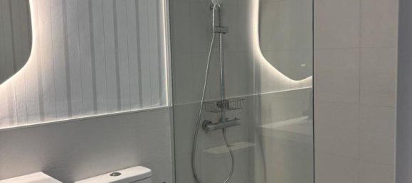 Квартира с 4 спальнями в Лас-Розас де Мадрид, Испания № 186536 7