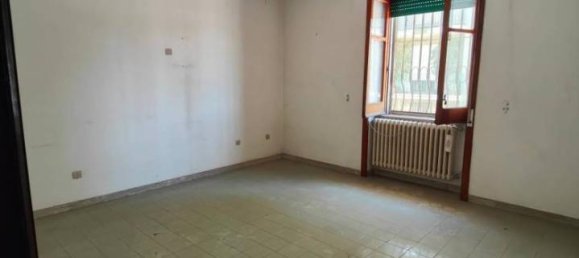 4-salle Appartement à Grumo Nevano, Italy No. 167878 8