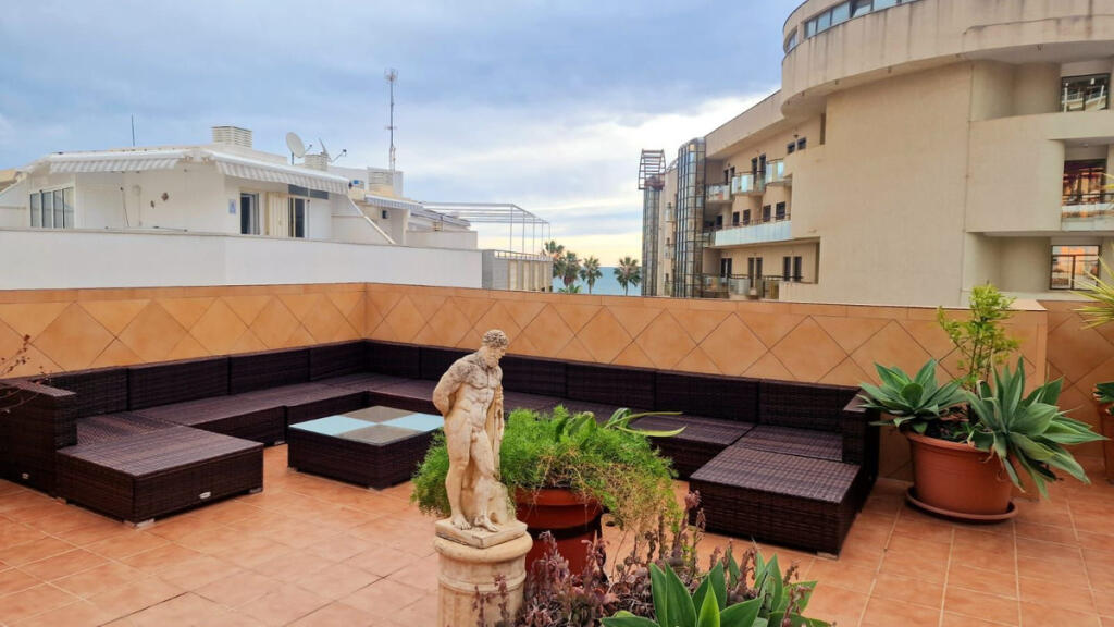 2 bedrooms Apartment in Torremolinos, Spain No. 185740