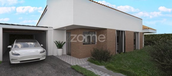480m² Land in Mozelos, Portugal No. 83904 2