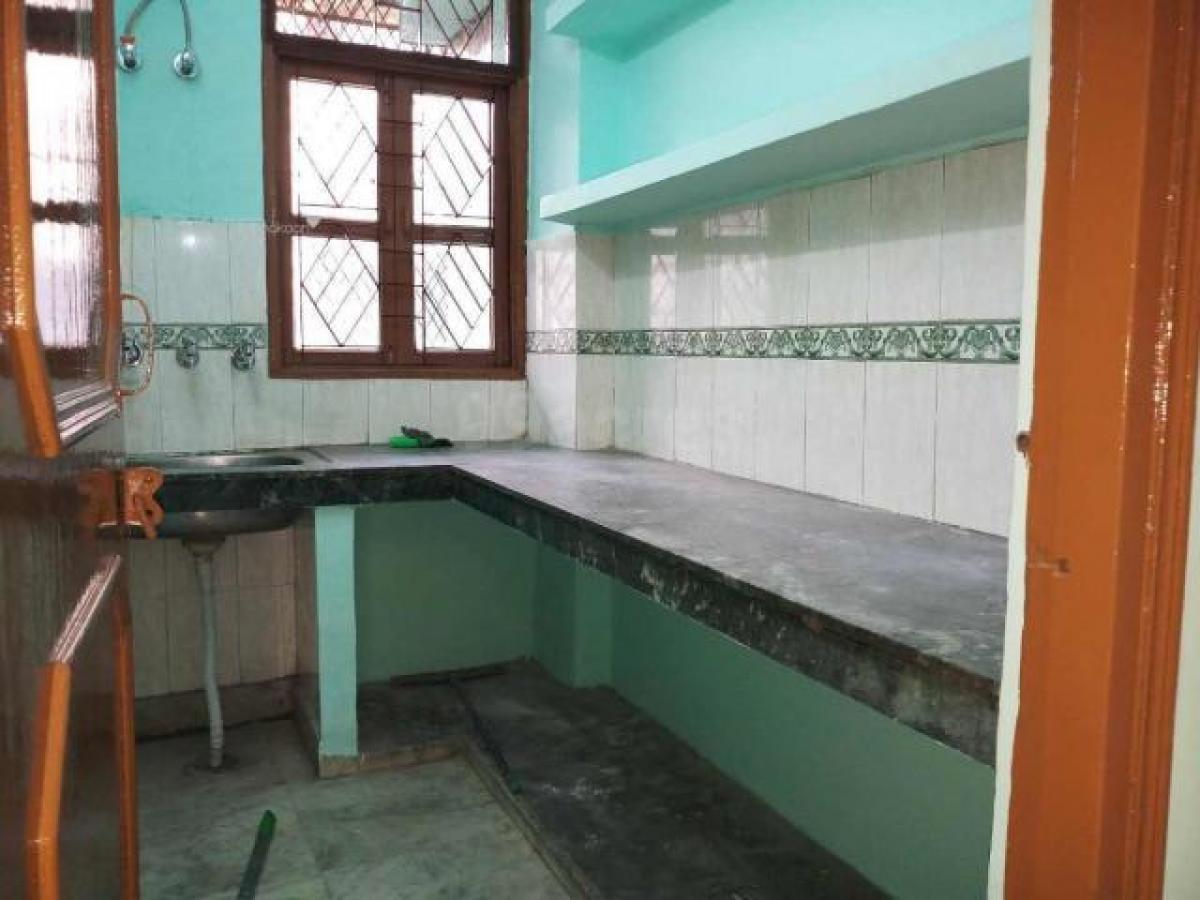 2 bedrooms House in Ghaziabad, India No. 3796