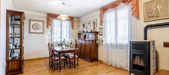 3 bedrooms Villa in Verona, Italy No. 380242 5