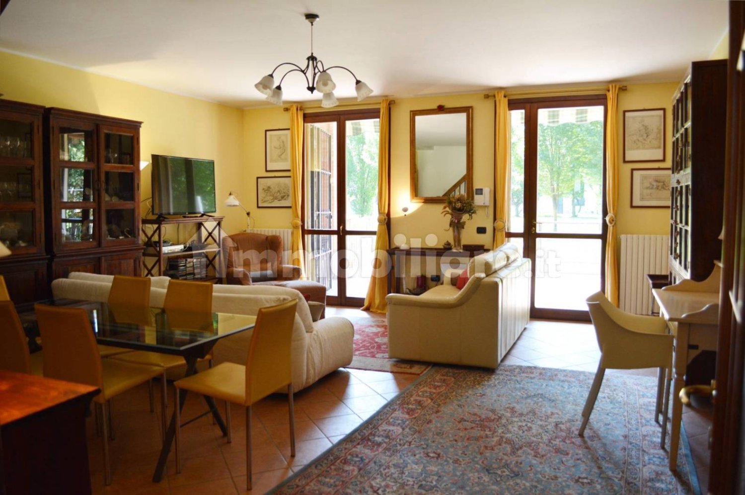 3 bedrooms Castles in Peschiera Borromeo, Italy No. 340657