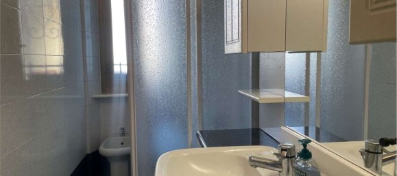 4-salle Appartement à Pinerolo, Italy No. 208577 5