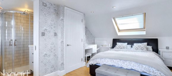 4 bedrooms House in Rainham, United Kingdom No. 4846 27