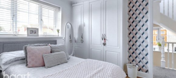 4 bedrooms House in Rainham, United Kingdom No. 4846 16