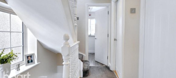 4 bedrooms House in Rainham, United Kingdom No. 4846 36