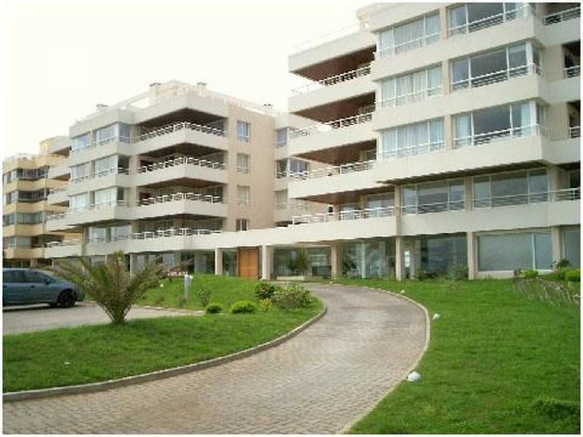 Квартира с 3 спальнями в Мальдонадо, Уругвай № 11306