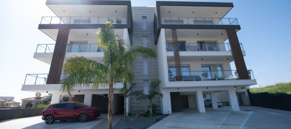Apartamento de 3 dormitorios en Germasogeia, Cyprus No. 22809 2