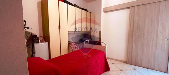 4 rooms Apartment in Naples, Italy No. 166981 9