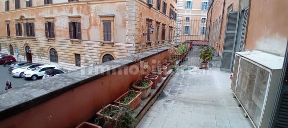 Квартира с 3 спальнями в Рим, Италия № 154452 17