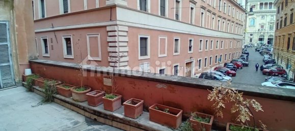 Квартира с 3 спальнями в Рим, Италия № 154452 16