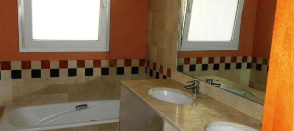 4 غرف نوم فيلا في Cadiz, Spain رقم 26628 11