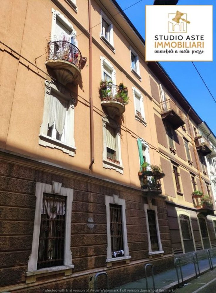 Apartamento de 3 divisões em Sesto San Giovanni, Italy N.º 4630