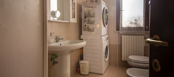 2 rooms Apartment in Porto Mantovano, Italy No. 278756 5