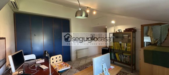 4 bedrooms Apartment in Rome, Italy No. 321619 11