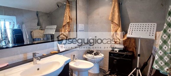 4 bedrooms Apartment in Rome, Italy No. 321619 17